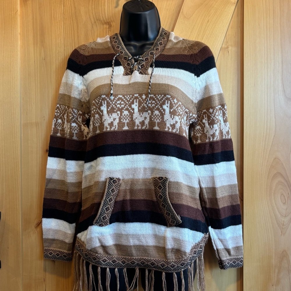 💕New Listing 💕Alpaca Patterned Brown and Cream Cozy Sweater